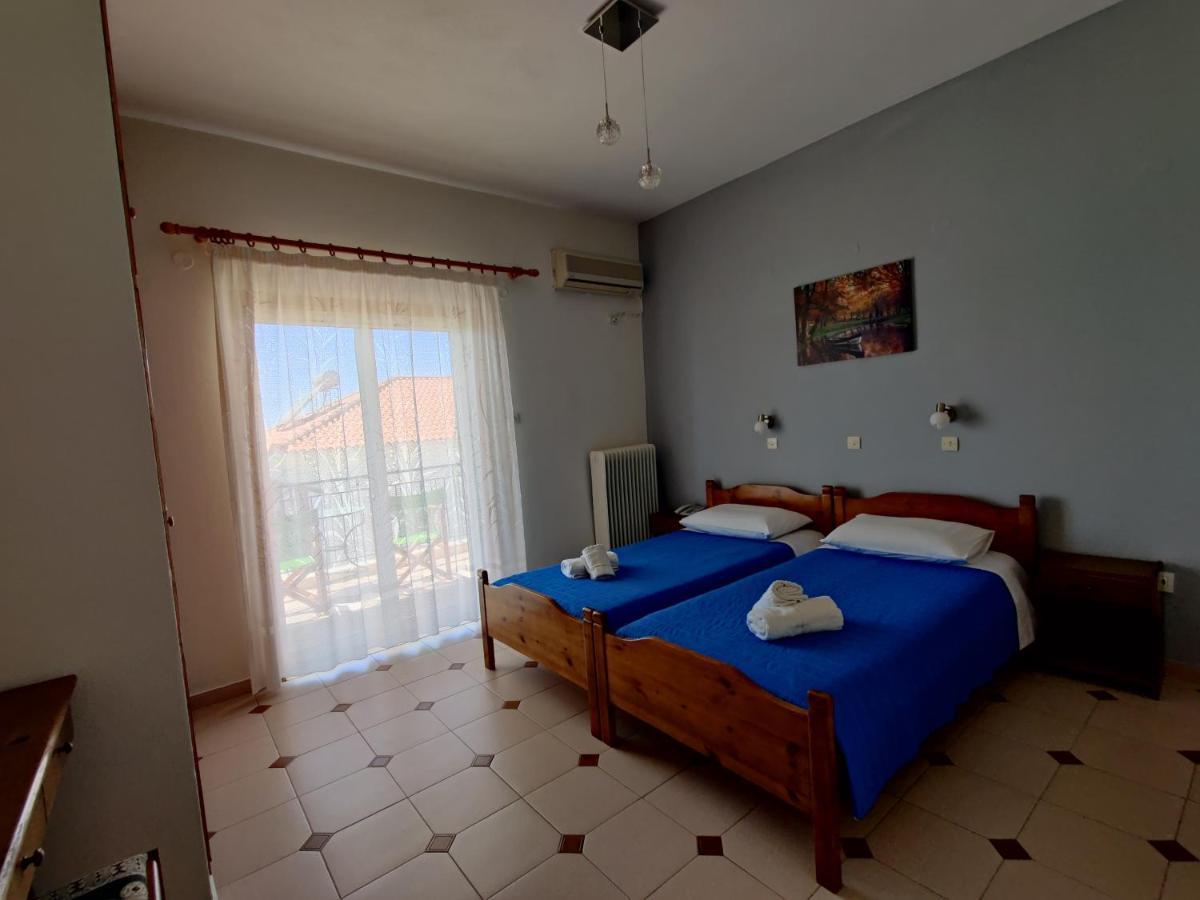Maistreli Hotel Apartments Stoupa Ngoại thất bức ảnh