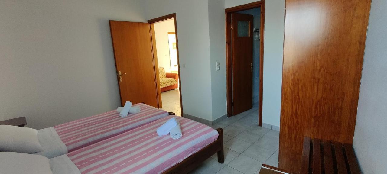 Maistreli Hotel Apartments Stoupa Ngoại thất bức ảnh